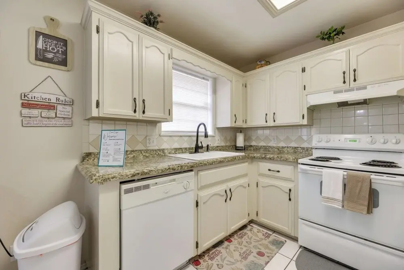 Pet-friendly Edinburg Apartment With Pool Access!