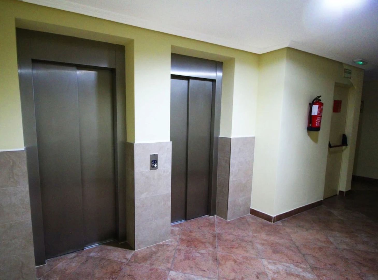 Vivaldi Aticos Climatized Pool