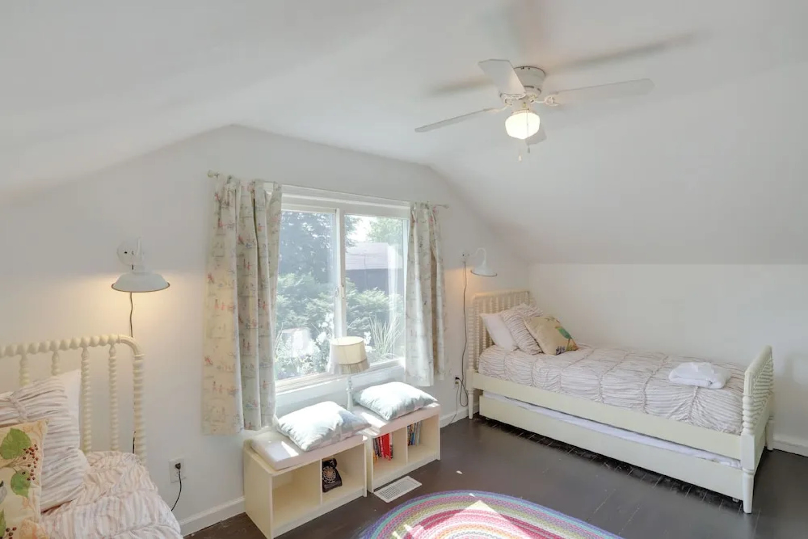 South Haven Farmhouse w/ Fire Pit, 4 Mi to Beach!