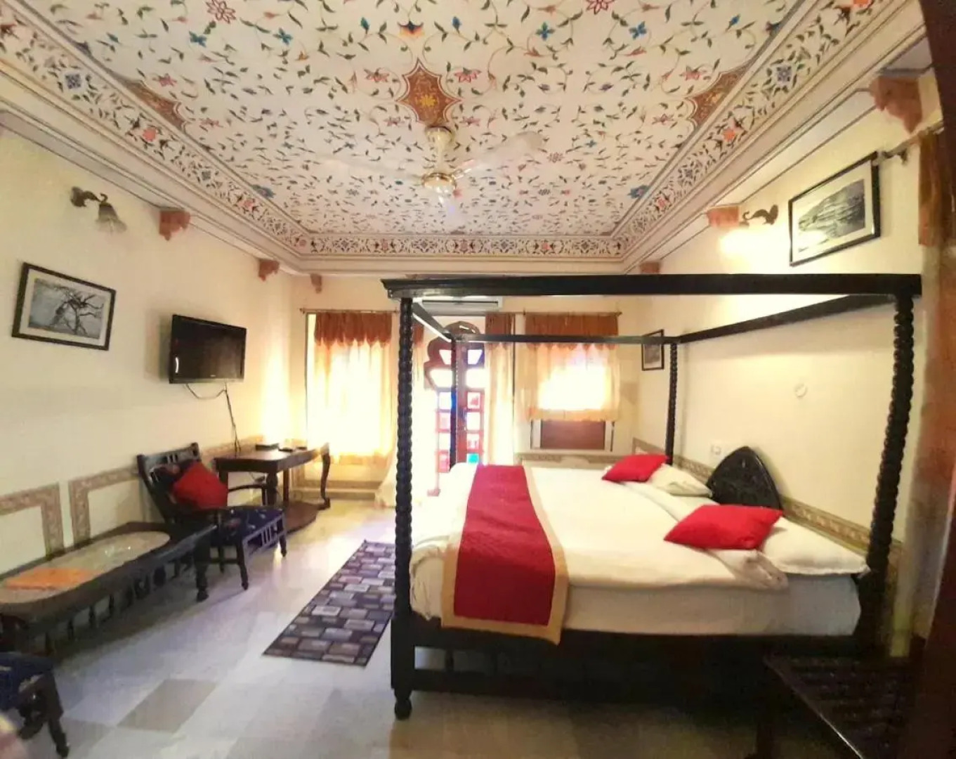 Hotel Sajjan Niwas