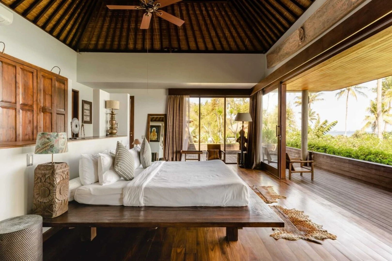 Villa Manis Beachfront