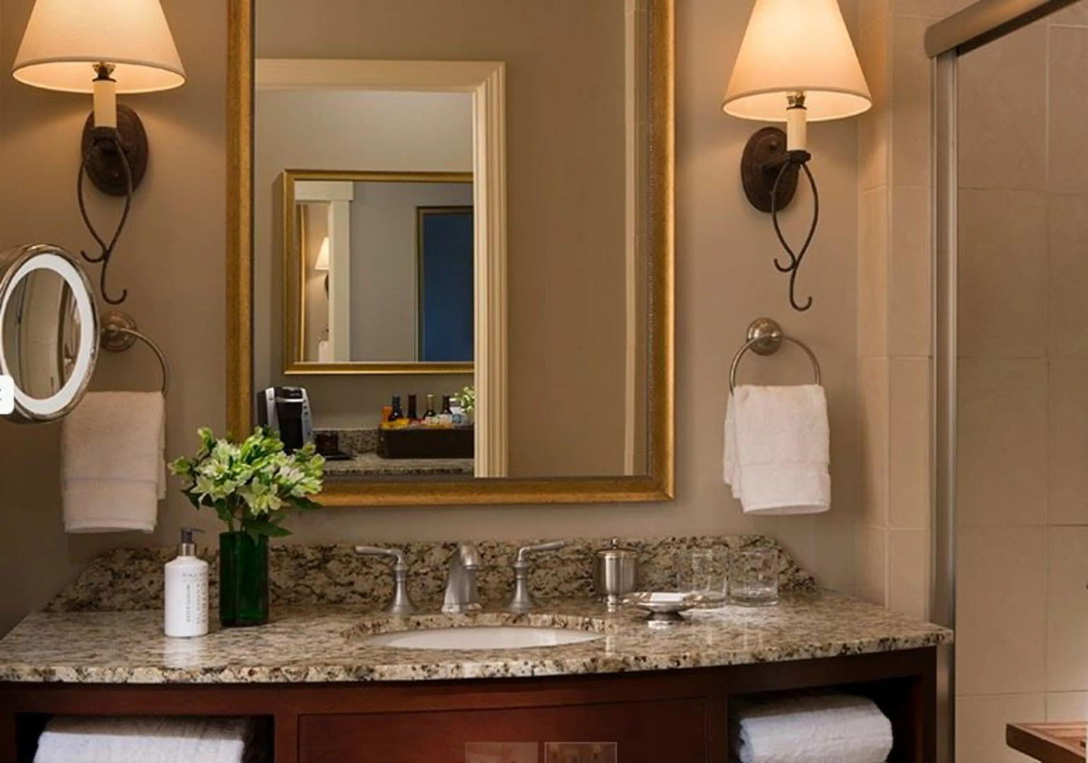 River Terrace Inn - A Noble House Hotel