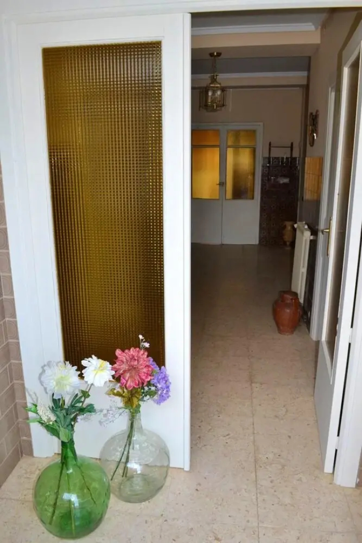 House With 5 Bedrooms in Morales de Rey, With Enclosed Garden and Wifi Near the Slopes