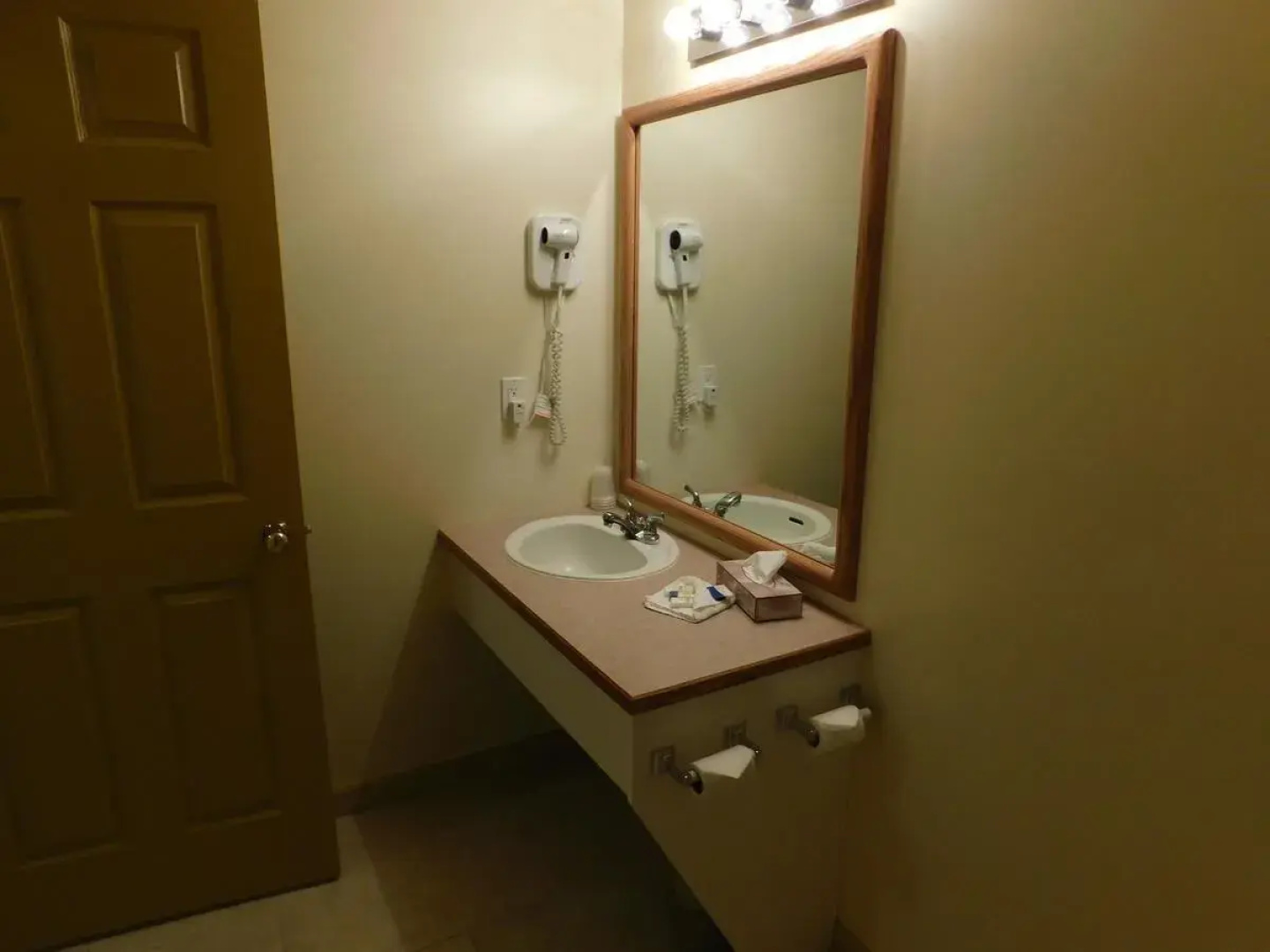 Western Budget Motel Leduc 3