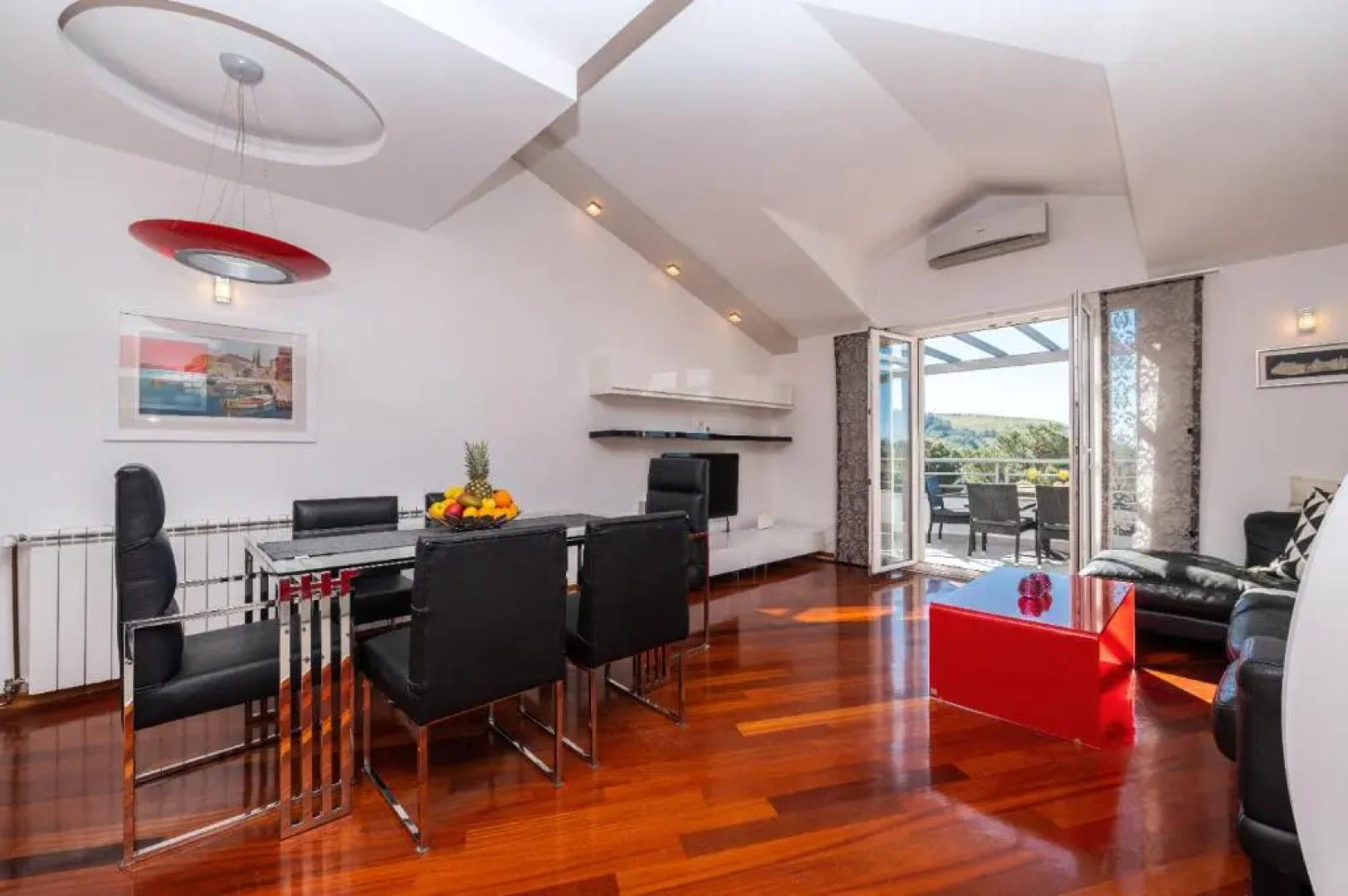 Apartments Luka Toni