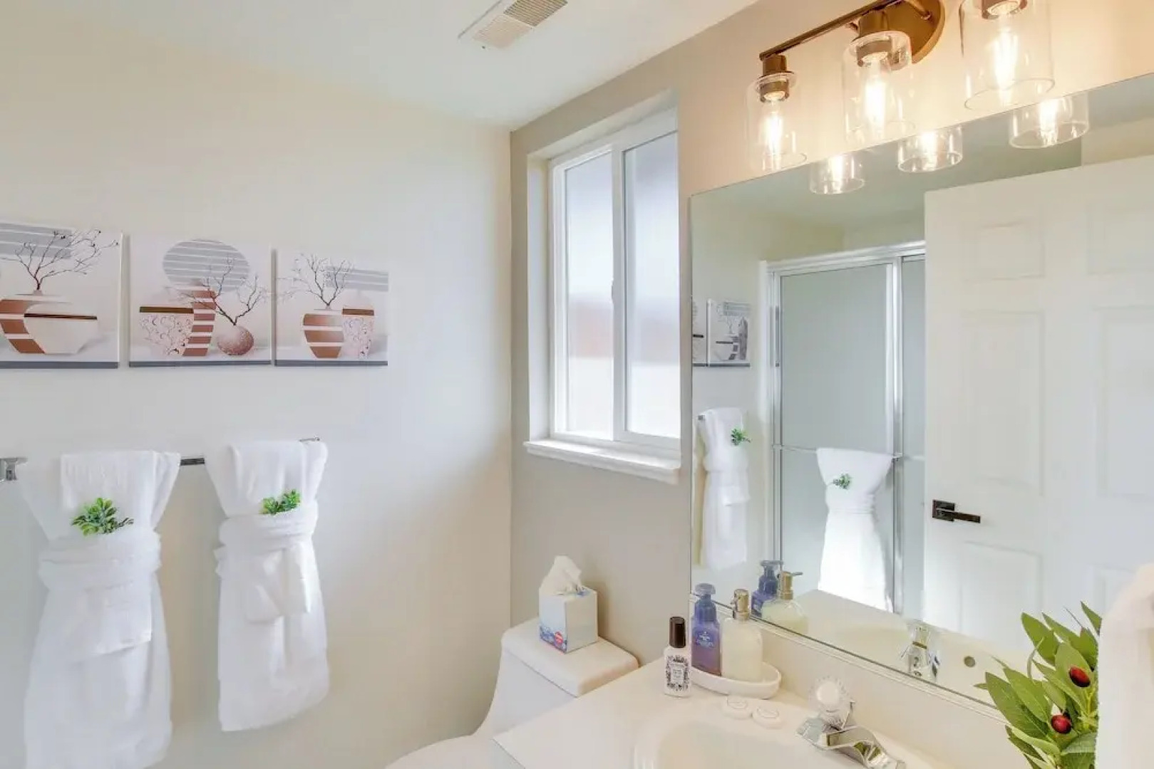 Bear Lake Oasis w/ Heated Pool & Scenic Patio!