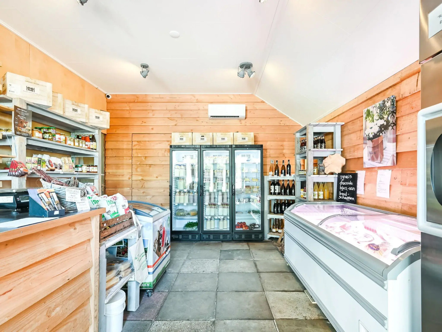 Spacious Farmhouse in Tweede Exloermond With Patio