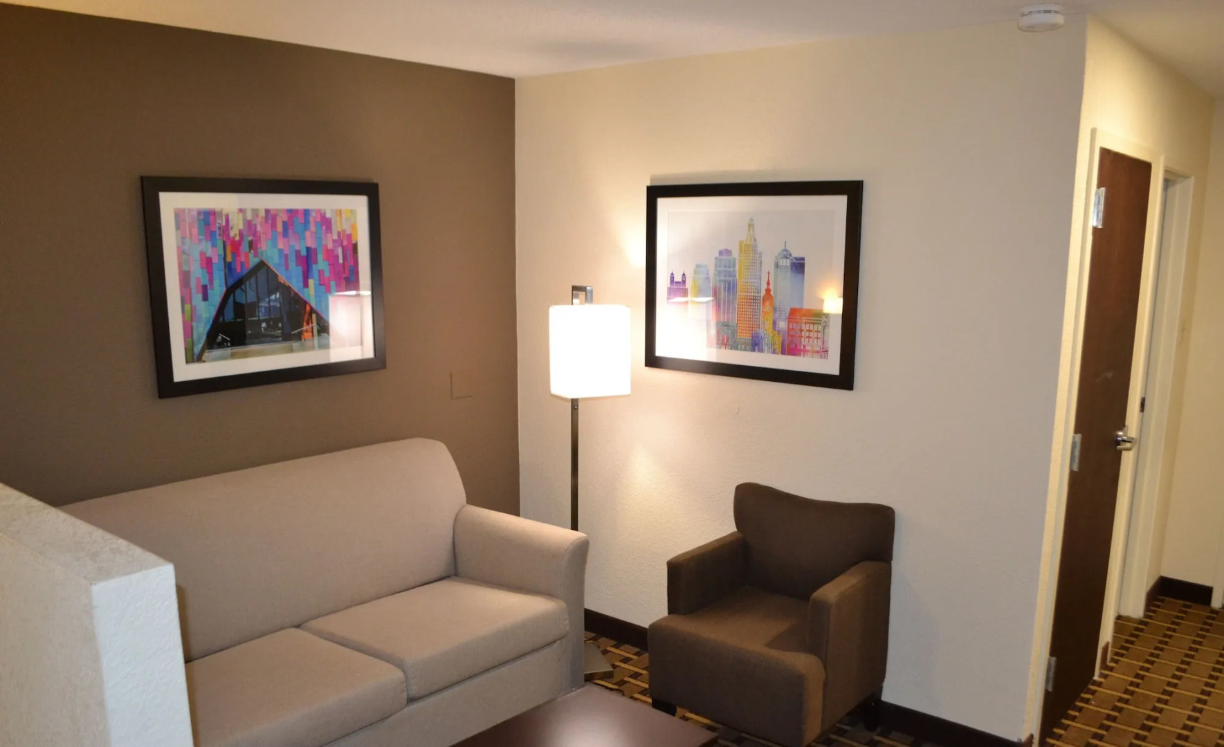 Comfort Inn & Suites