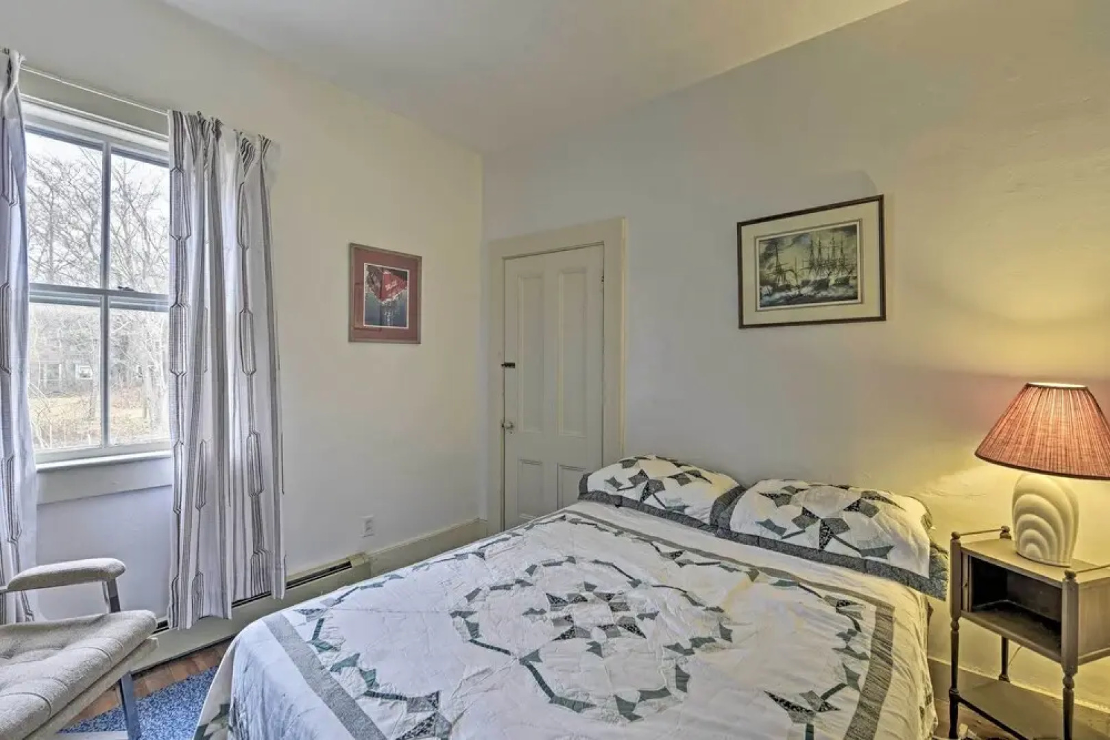 Easy Access to Beaches: Vineyard Haven House