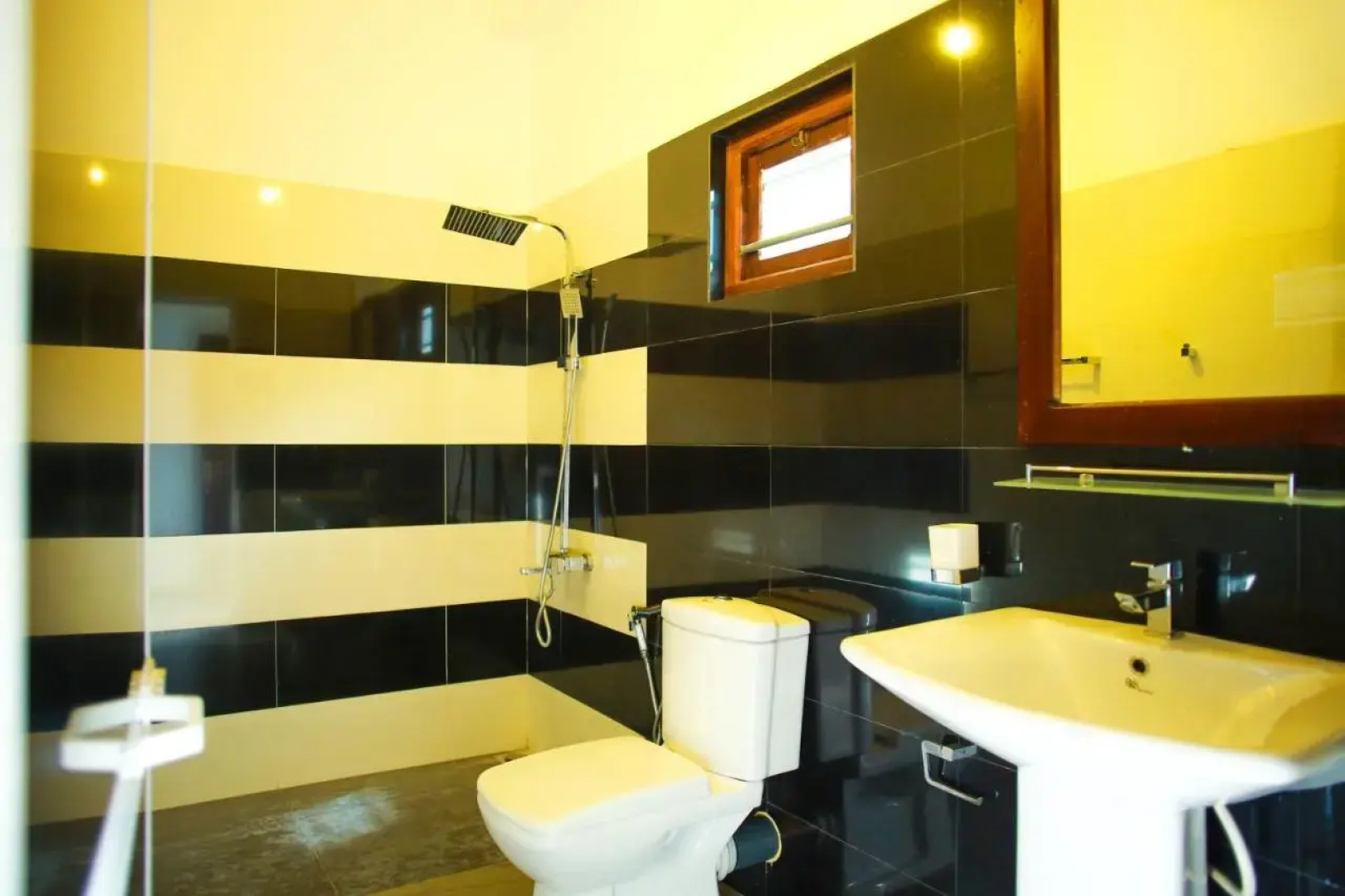 Isindu Sky Lodge Mirissa