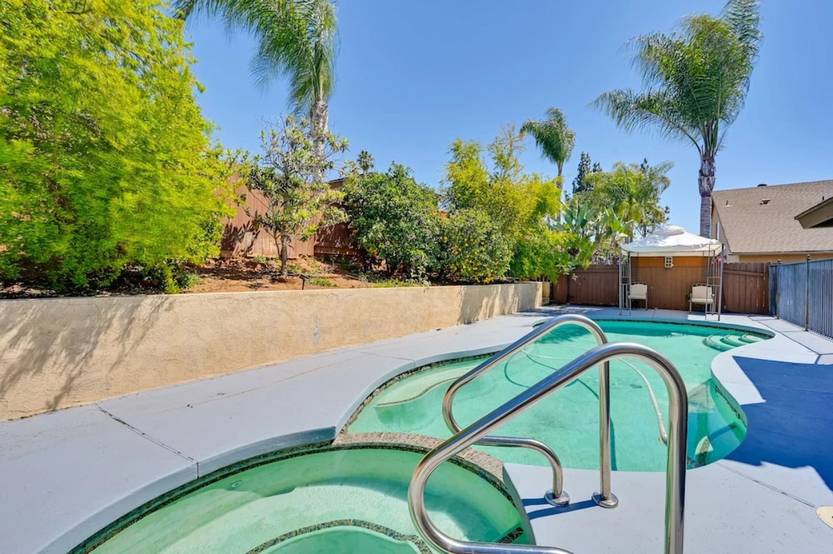 El Cajon Oasis w/ Backyard 17 Mi to Dtwn San Diego