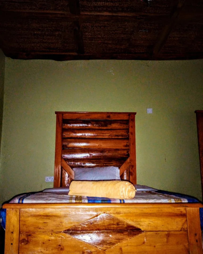 Equator Snow Geo Lodge