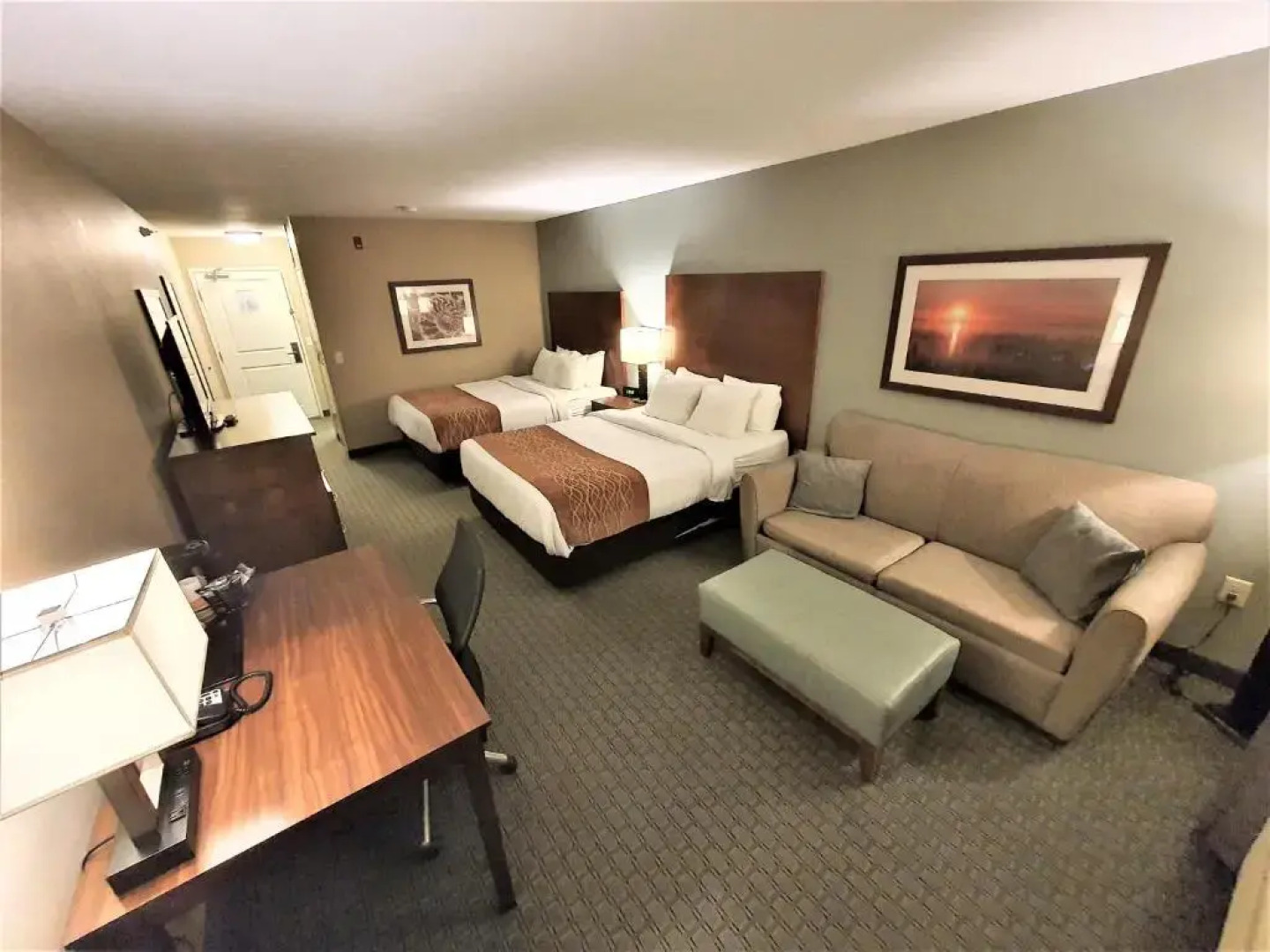 Grandstay Hotel And Suites Chisago