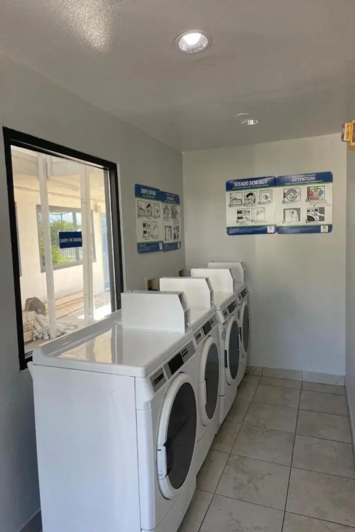 Motel 6 Denton, TX - UNT