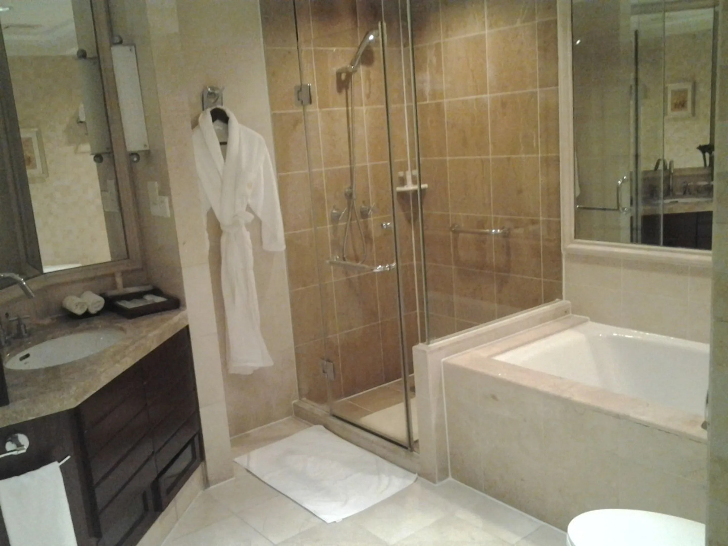 Ramada Plaza Wuhan Optics Valley