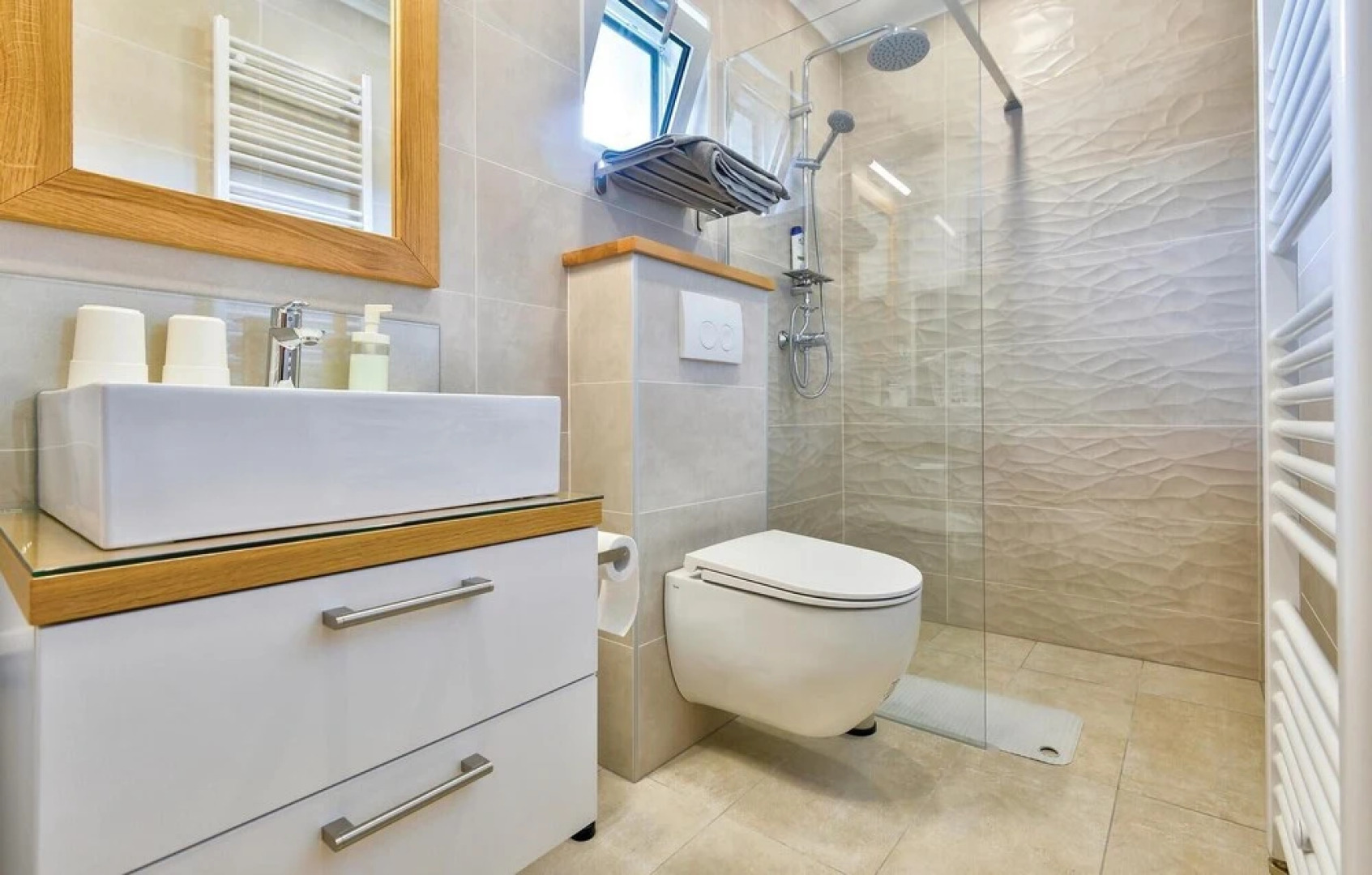 Amazing Home in Sveti Martin na Muri with Hot Tub, Sauna & Outdoor Swimming Pool