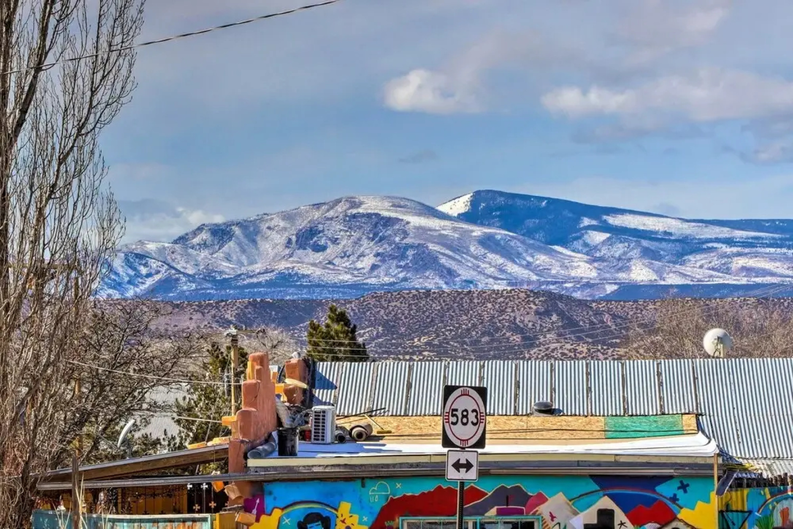 Santa Cruz Home w/ Mountain Views!