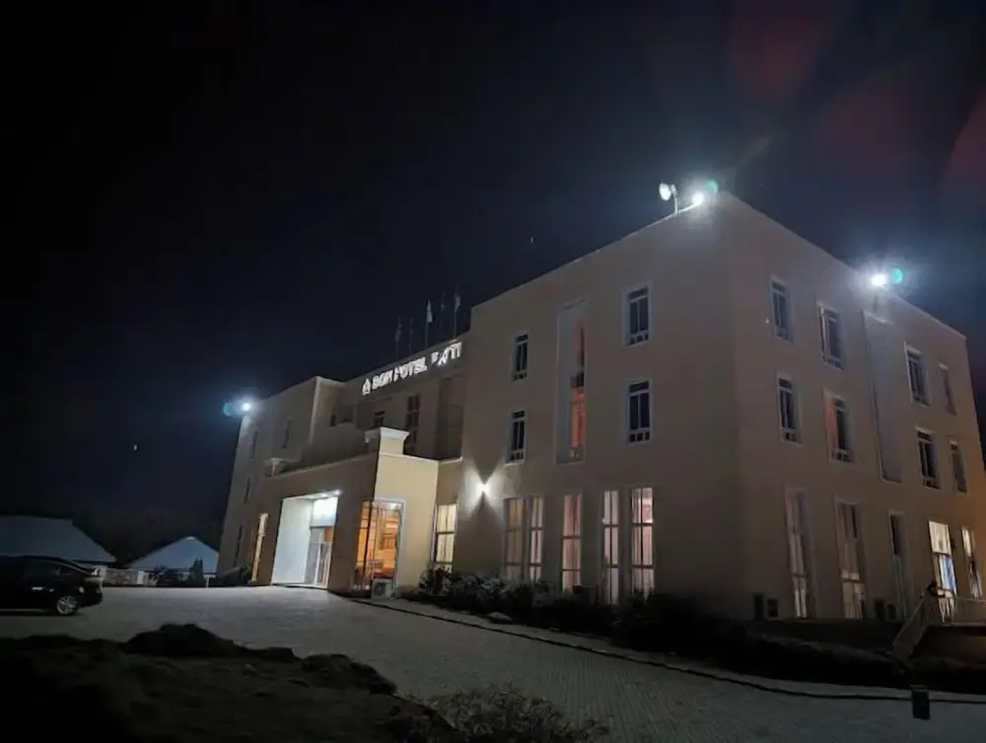 BON Hotel