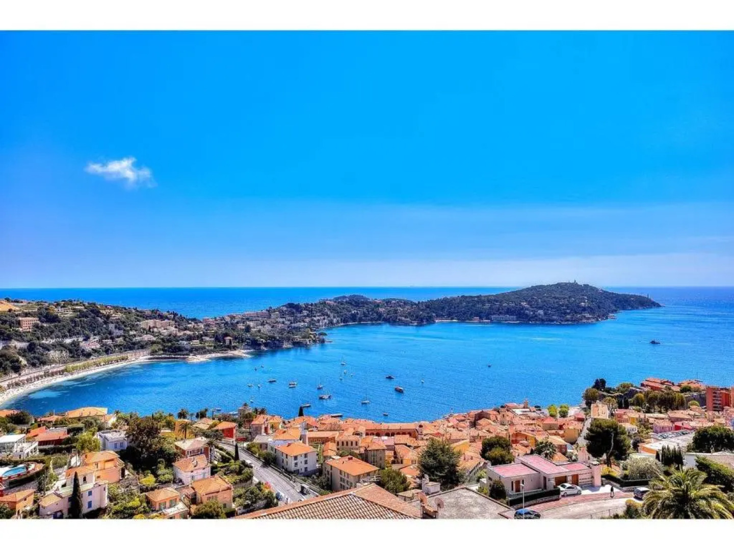 L'ANGE GARDIEN AP4269 by Riviera Holiday Homes