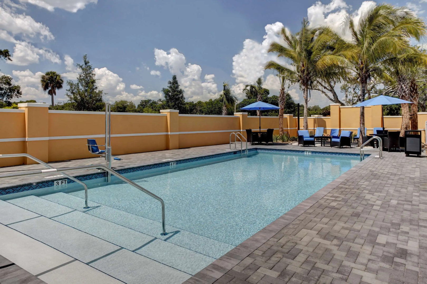 Hampton Inn & Suites Vero Beach Downtown