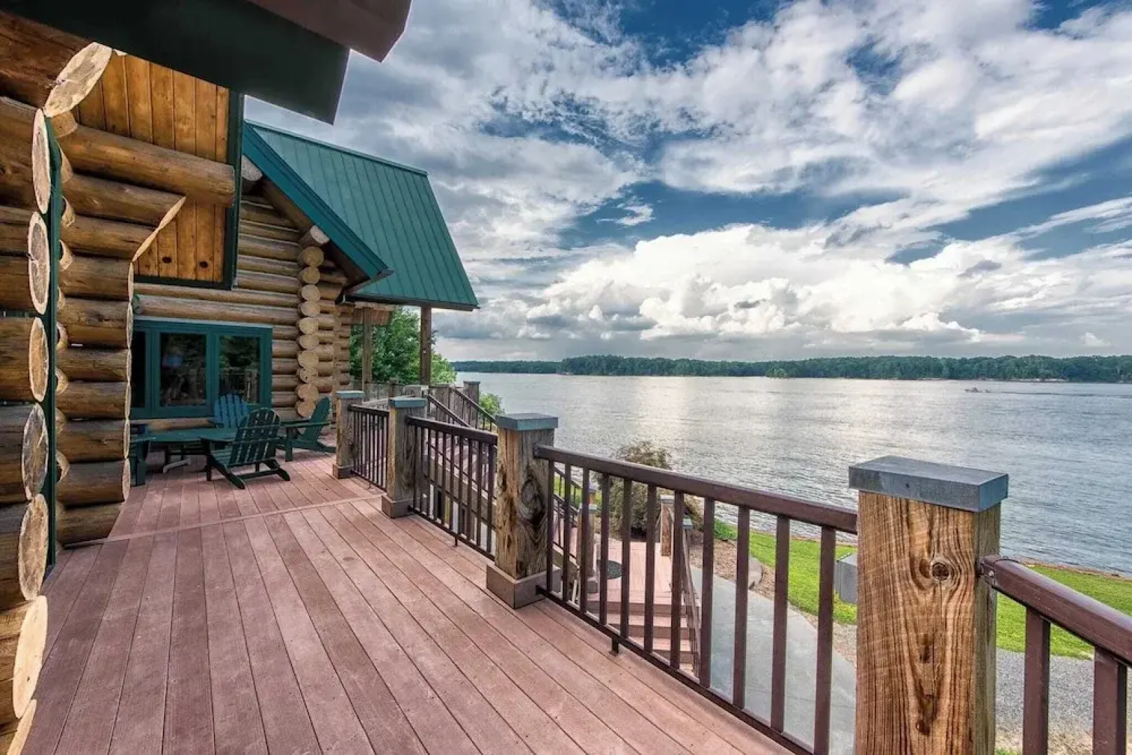 Azalea Retreat by Avantstay Sleeps 34 & Pool