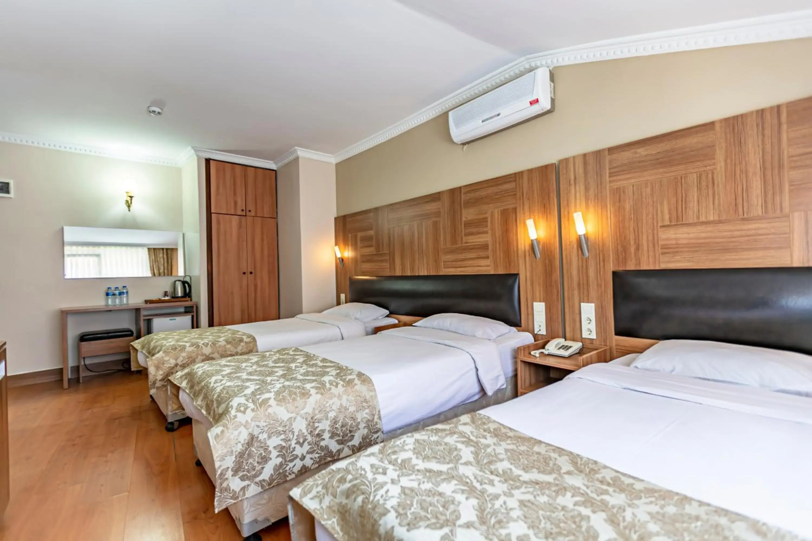 ibis Istanbul West