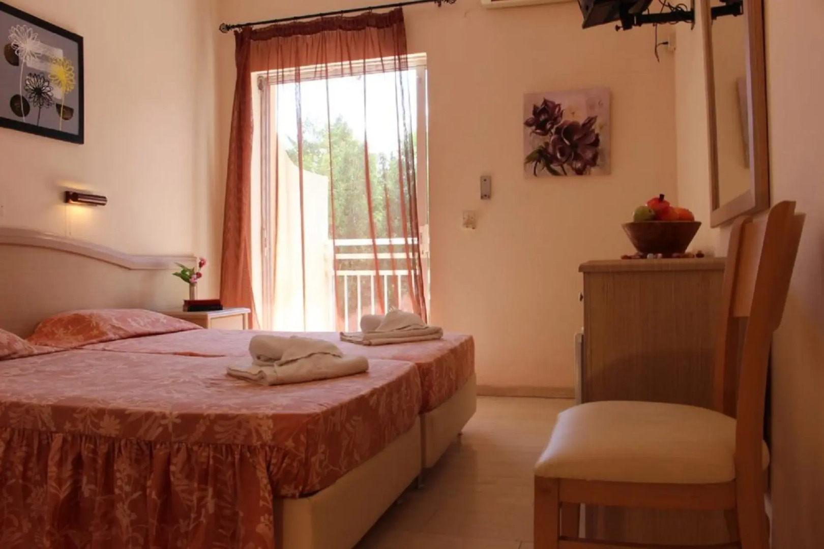 Отель Primavera Hotel