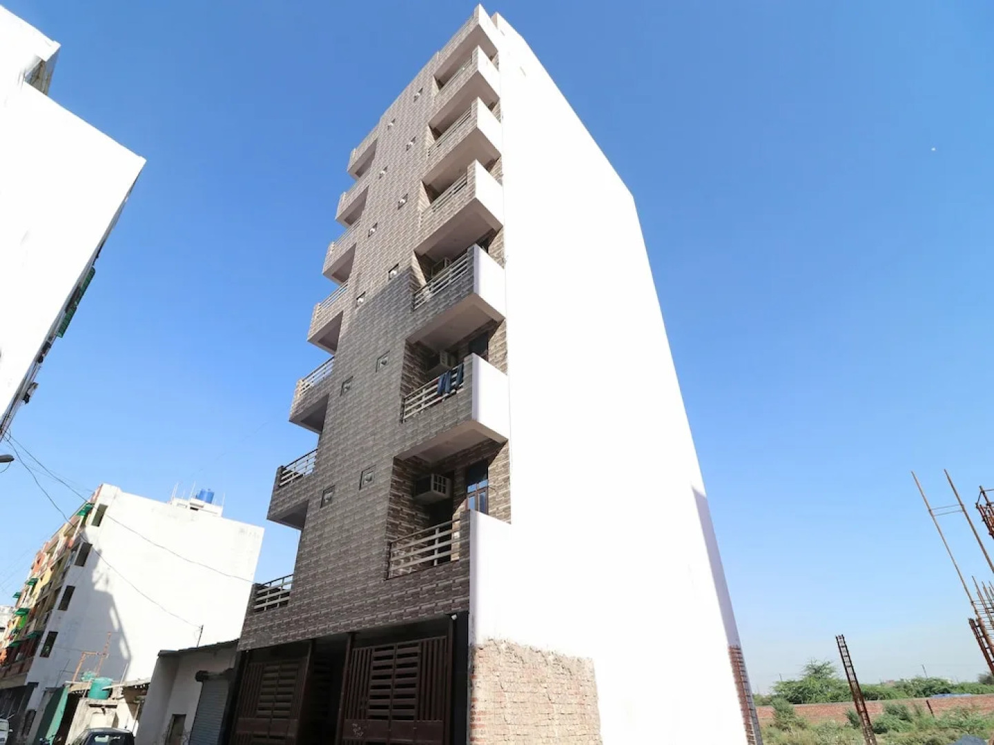 Spot On 33354 Sar Inn