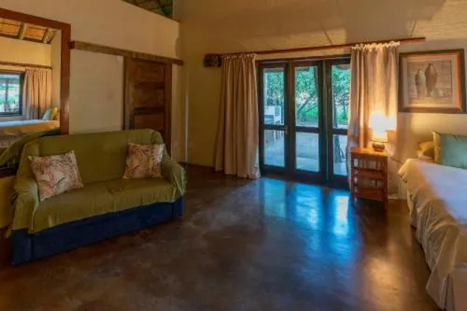 Impisi Lodge Safari and Golf Guesthouse