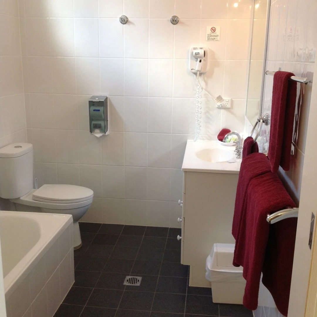 Ashton Townhouse Motel & Suites