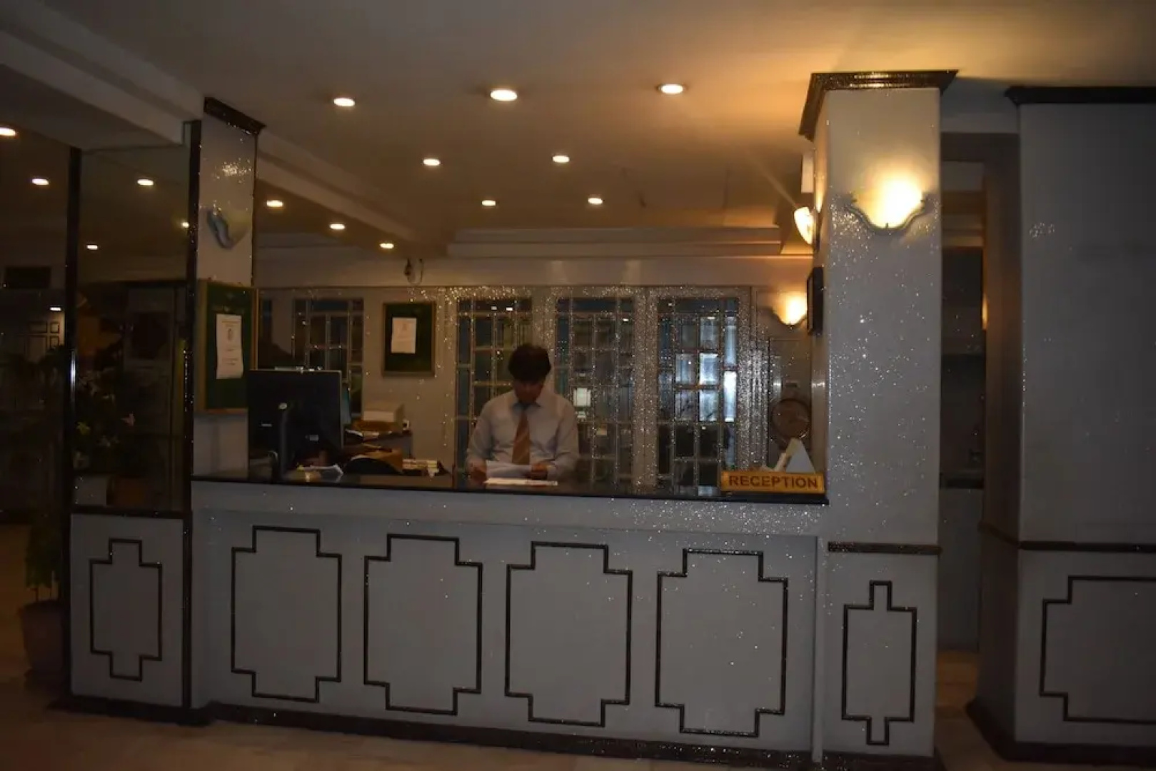 Hotel Shalimar