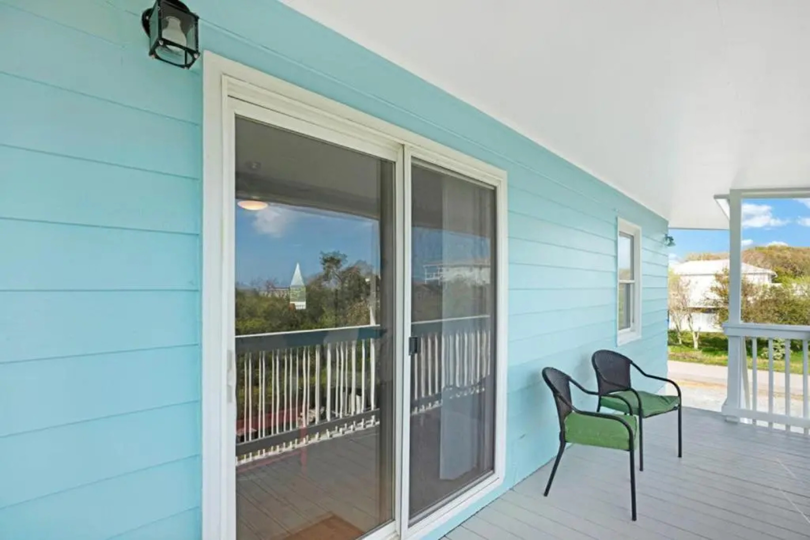 The Hideaway by Oak Island Accommodations