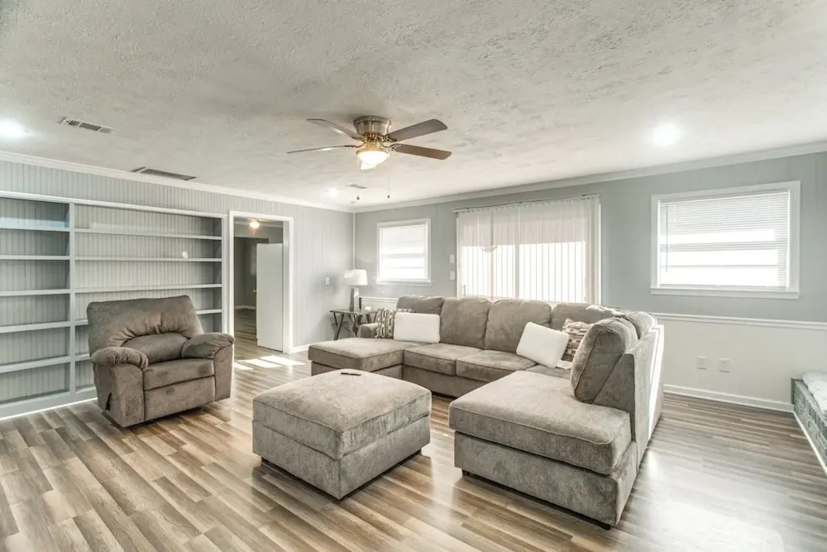 Near Shops & Eats: Home w/ Large Yard in Waycross!