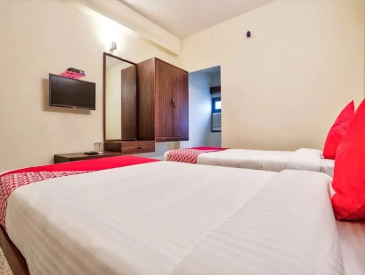 OYO Flagship 30746 Hotel Sakthi Park