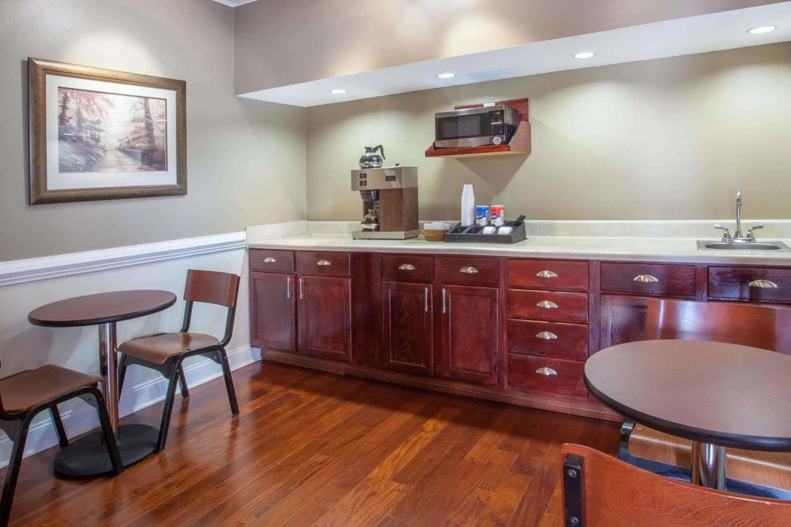 SureStay by Best Western Huntsville University Area