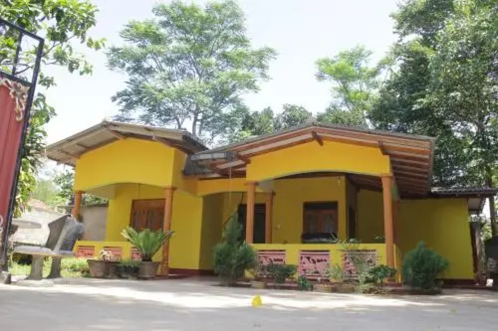 Lena's Guest House
