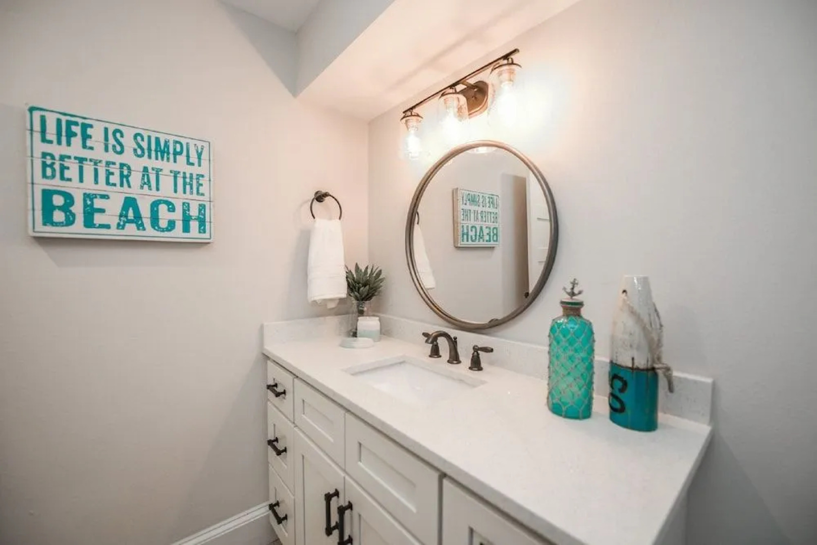 Island House by SKLRP