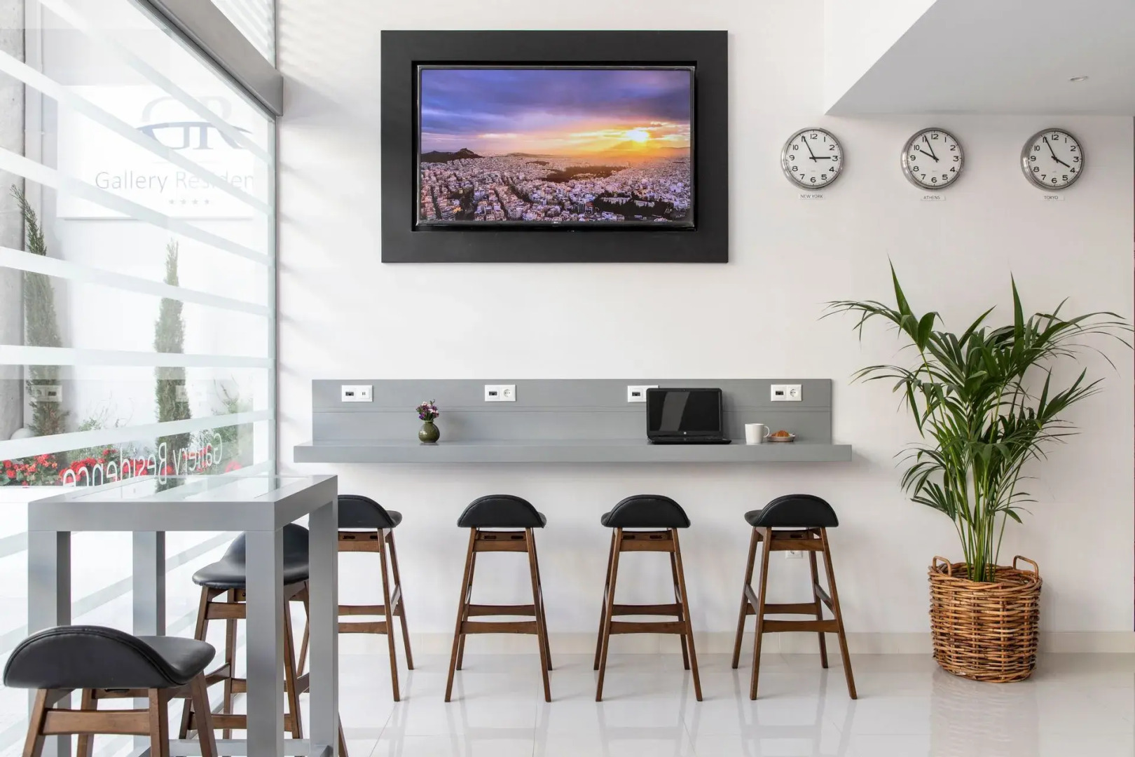 Gallery Suites & Residences, Piraeus