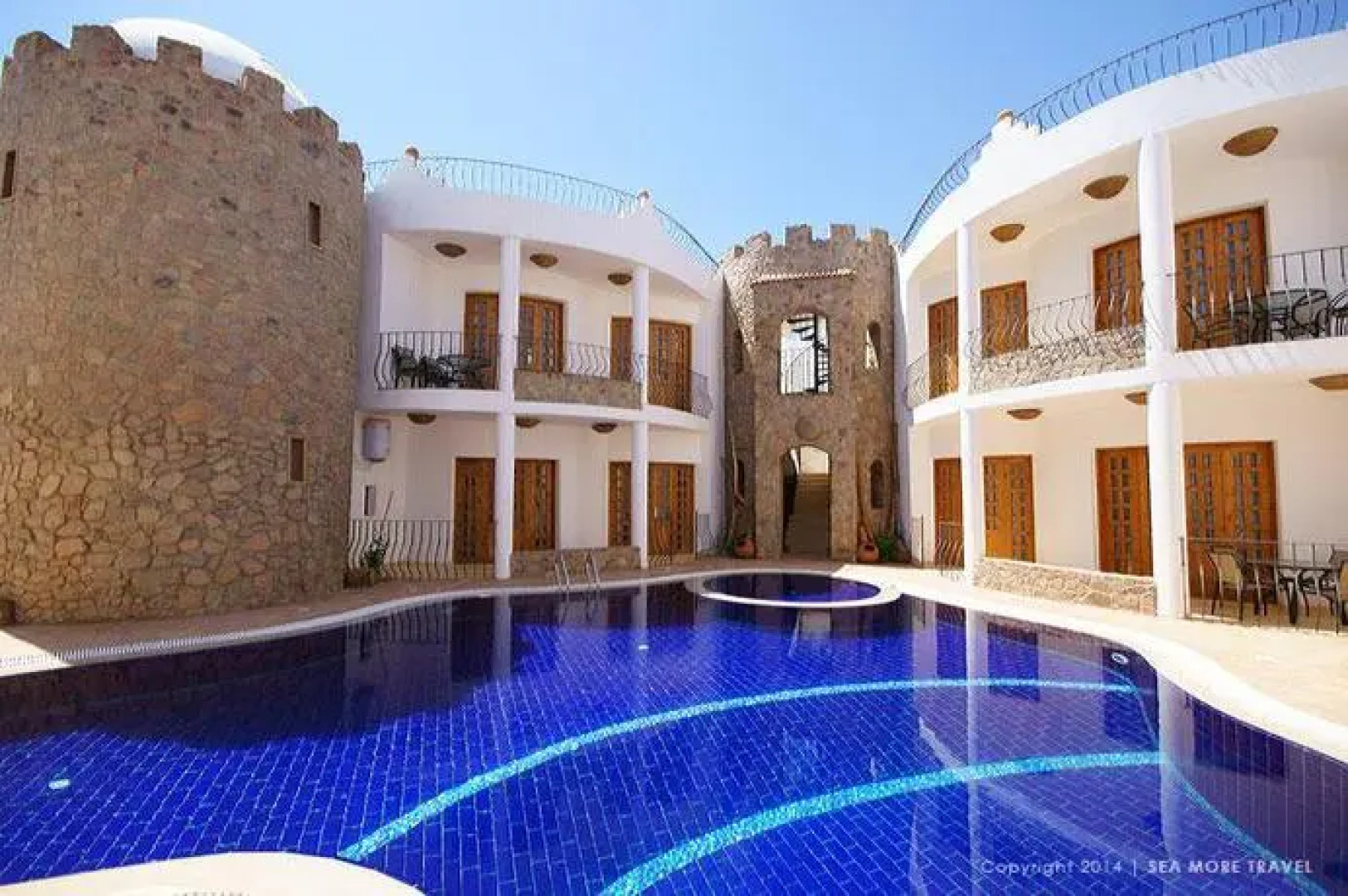 Red Rock Luxury Apartments