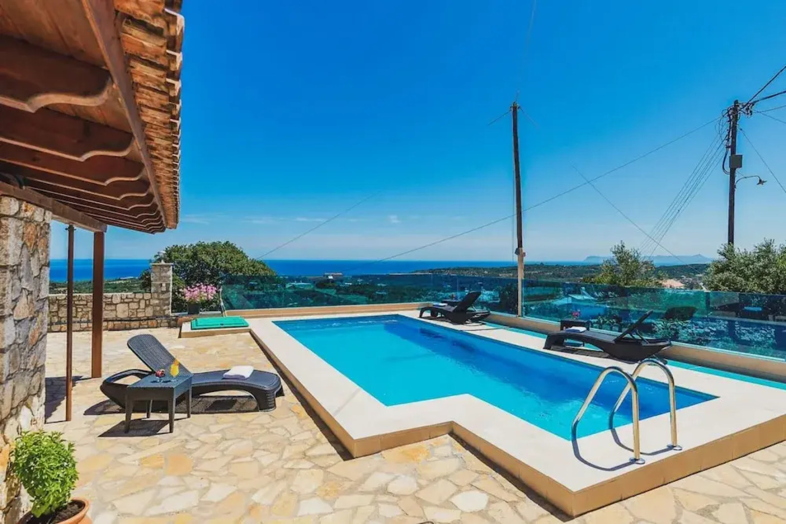 Chania Poolside Resort - Panoramic Seaview Lodging