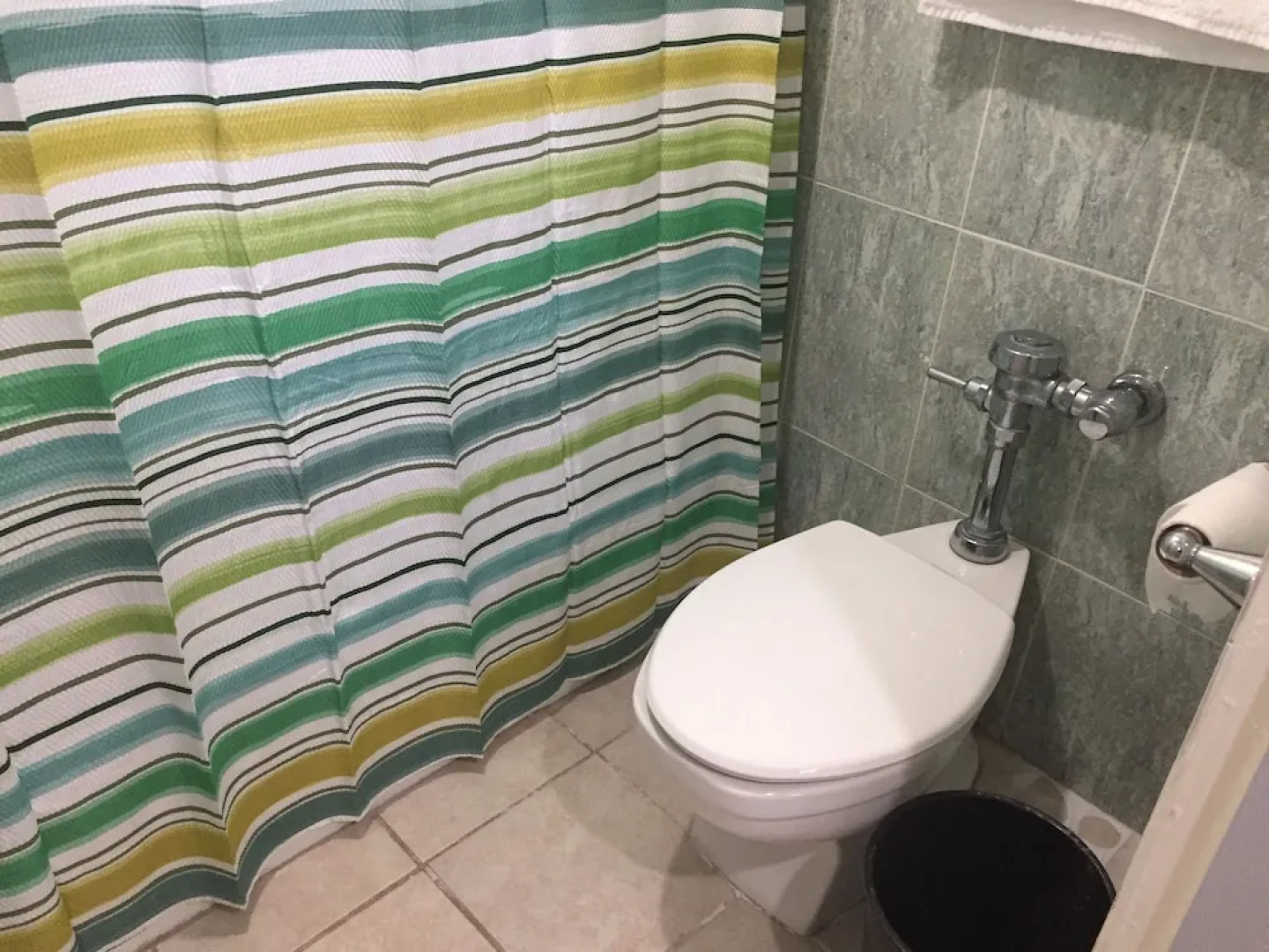 ESJ Azul 1754 PH Beach Front Apt