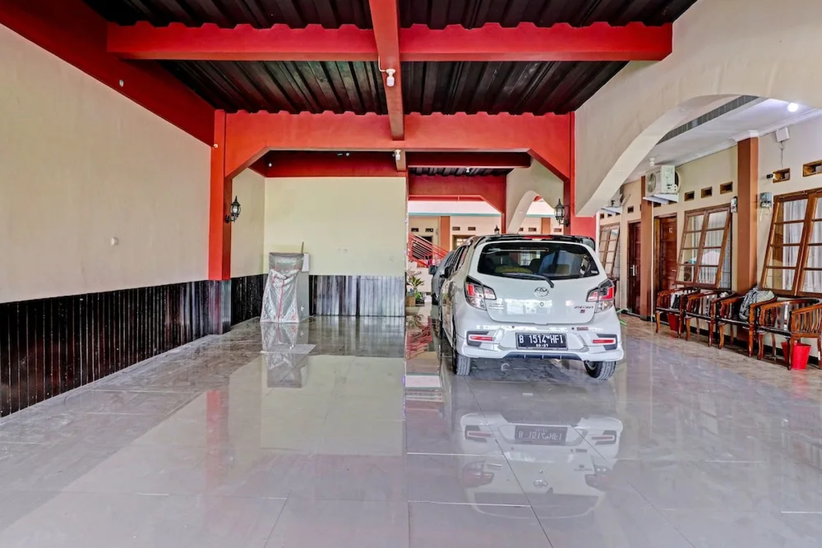 OYO Life 91480 Putridapisa Syariah