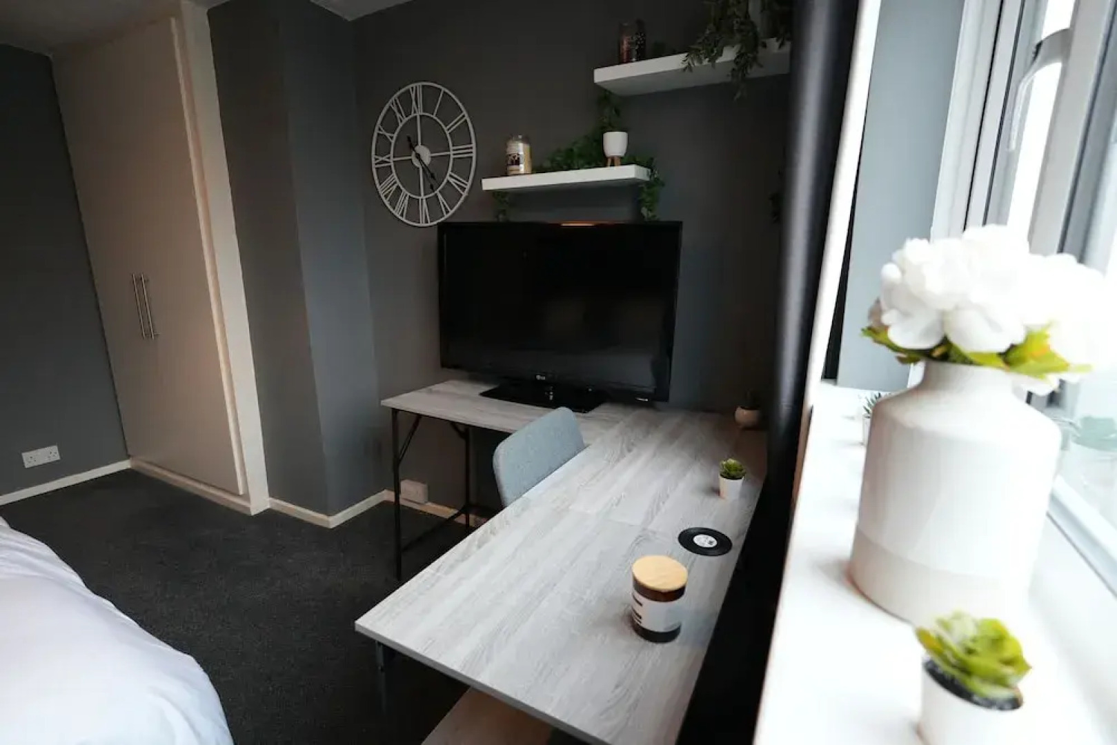 Detached Homestay With Private Rooms