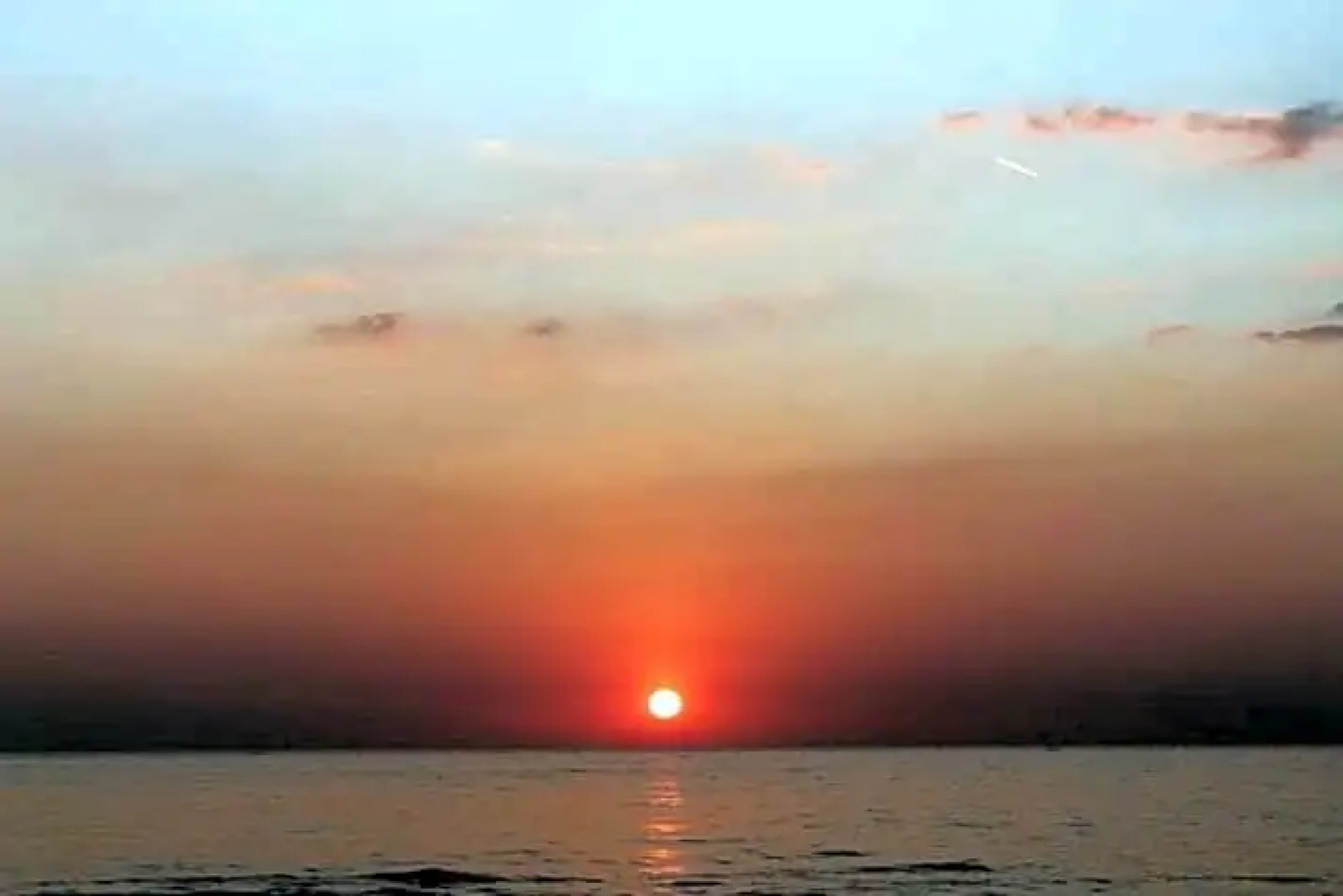 GONDANG1 beach hotel