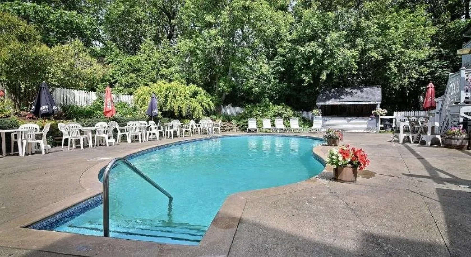 Auberge Lakeview Inn