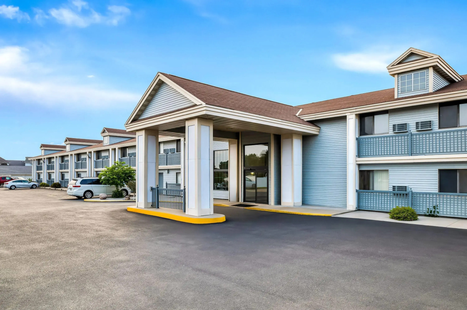 Super 8 by Wyndham La Crosse