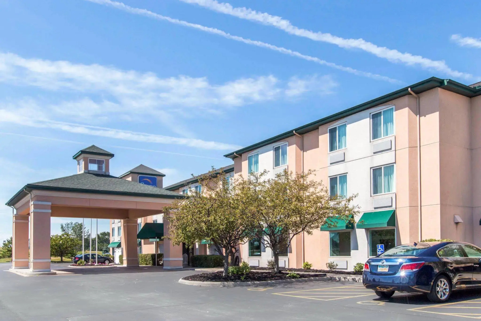 Sleep Inn & Suites Oregon - Toledo