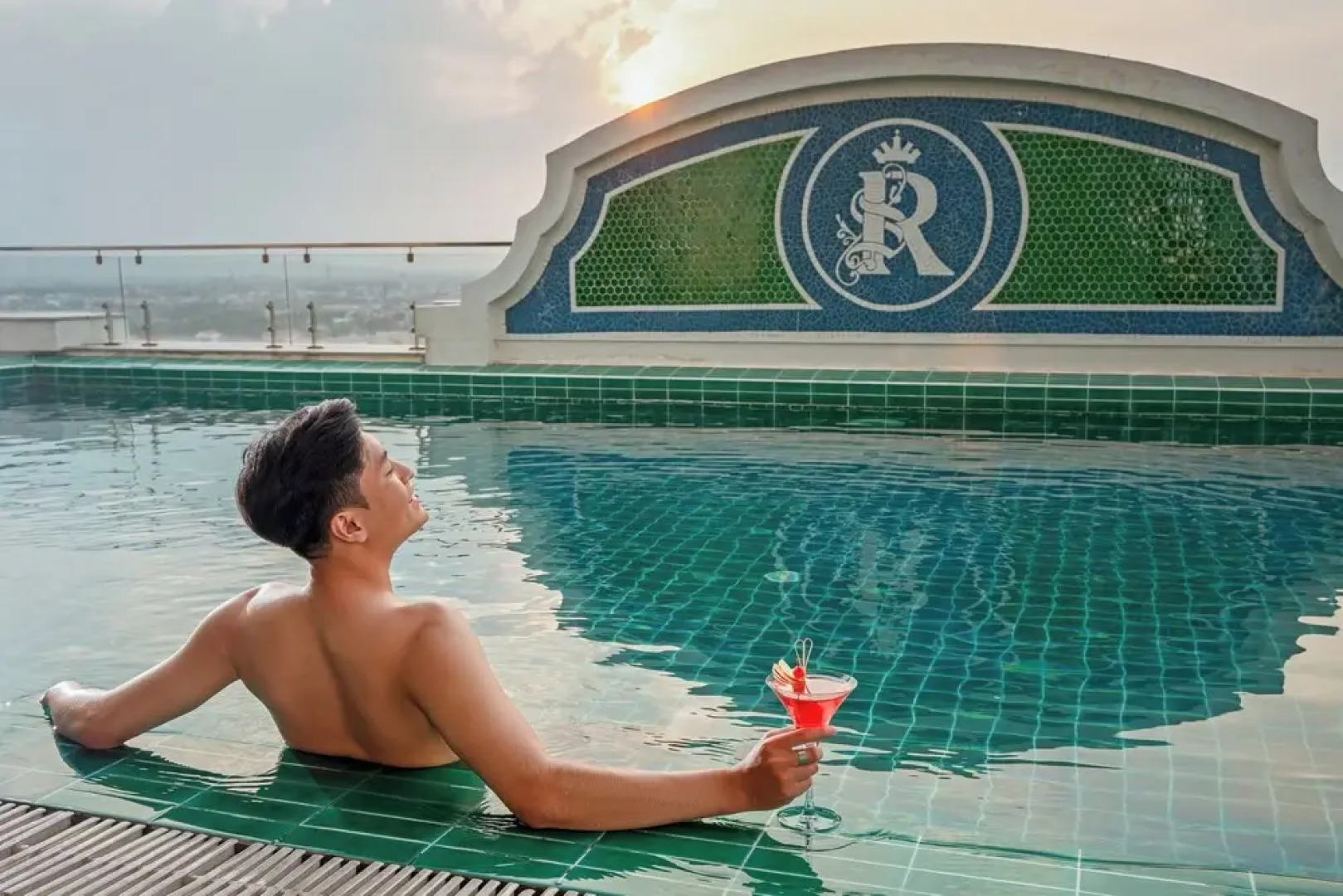 Rex Quang Binh Hotel