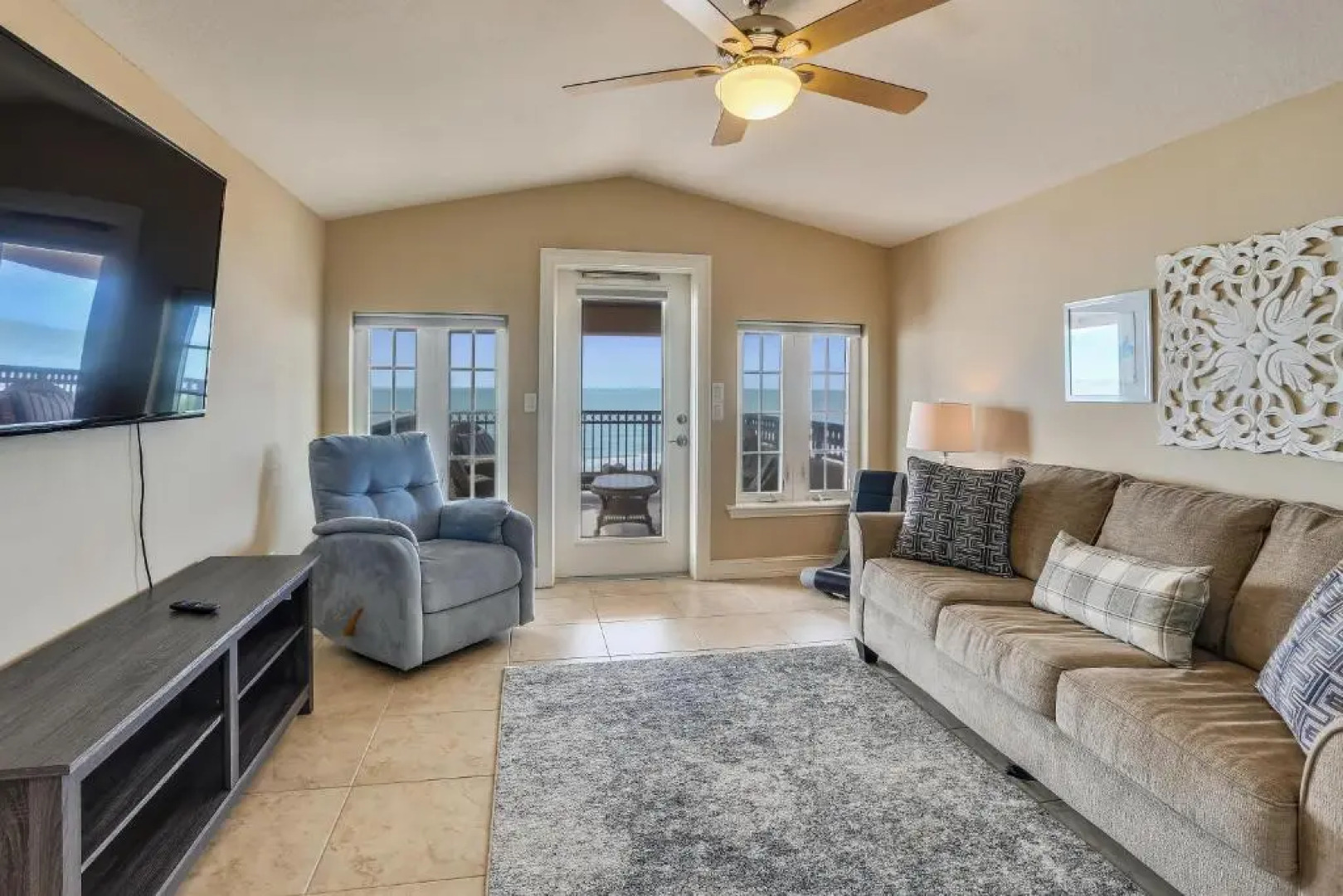 Seaclusion Beach Townhome