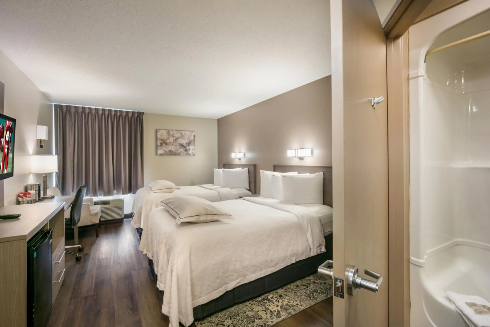 Red Roof Inn PLUS+ Boston - Logan